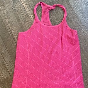Lululemon tank size 12
